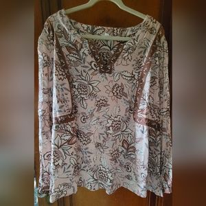 Woman's floral boho tunic